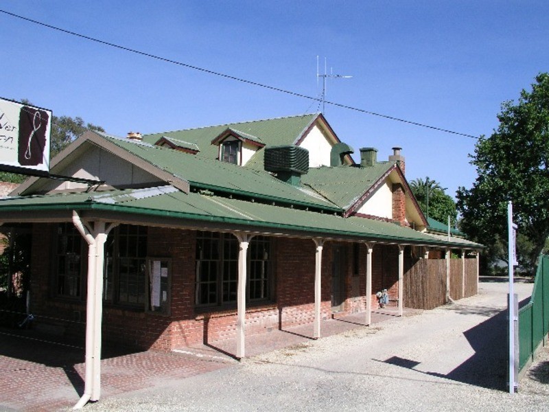 14 Clifton Street, Euroa VIC 3666