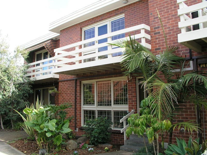 2/40 Middle Road, Maribyrnong VIC 3032