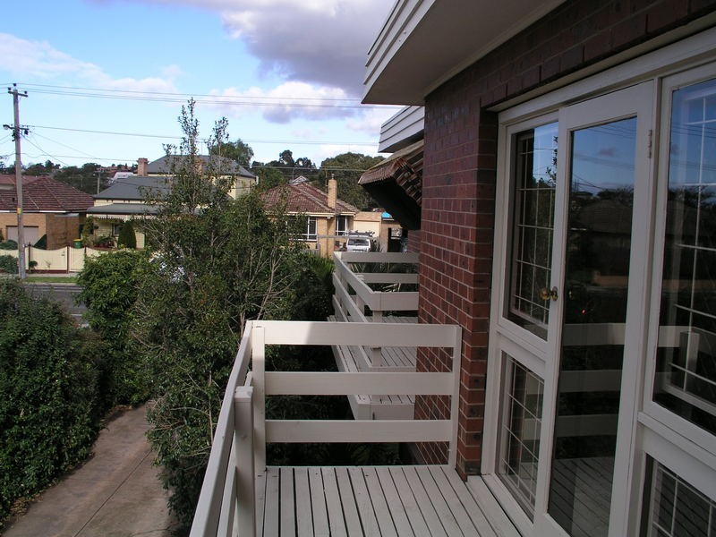 2/40 Middle Road, Maribyrnong VIC 3032