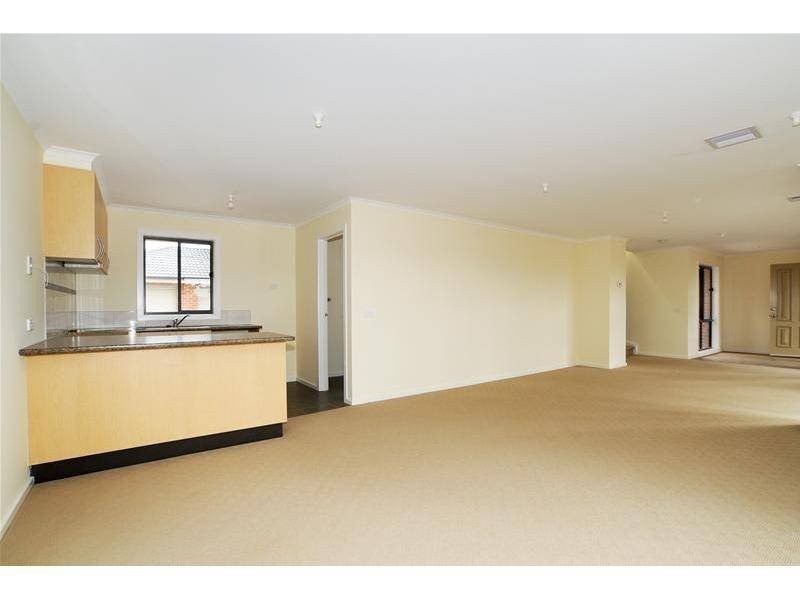 6/12 Mingos Street, Werribee VIC 3030