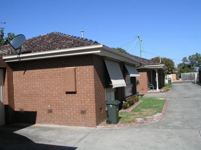 2/68 Grenville Grove, Rosebud West VIC 3940