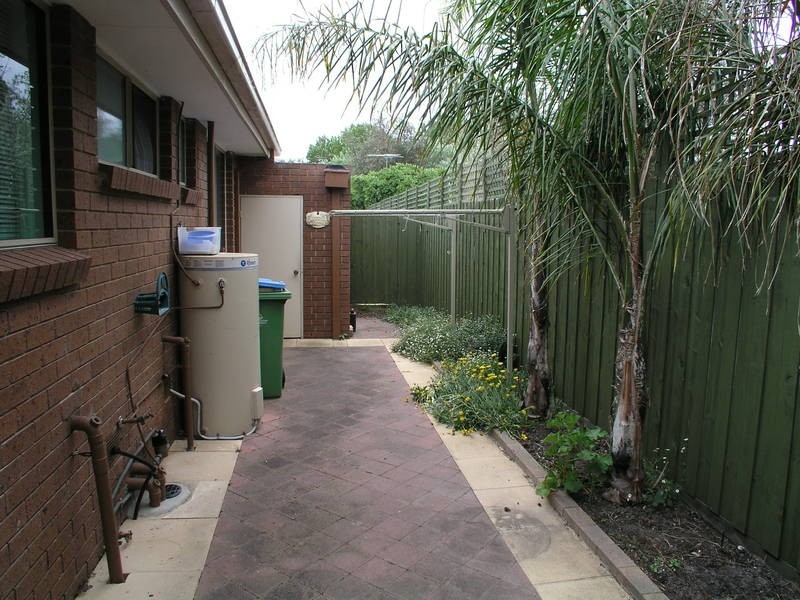 2/68 Grenville Grove, Rosebud West VIC 3940