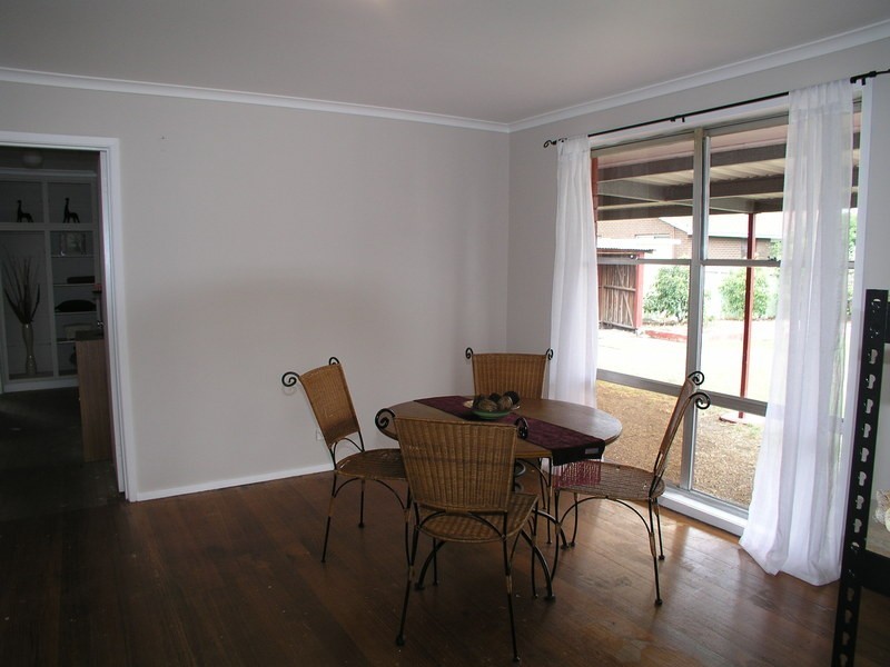 16 Kermeen Street, Sunshine West VIC 3020