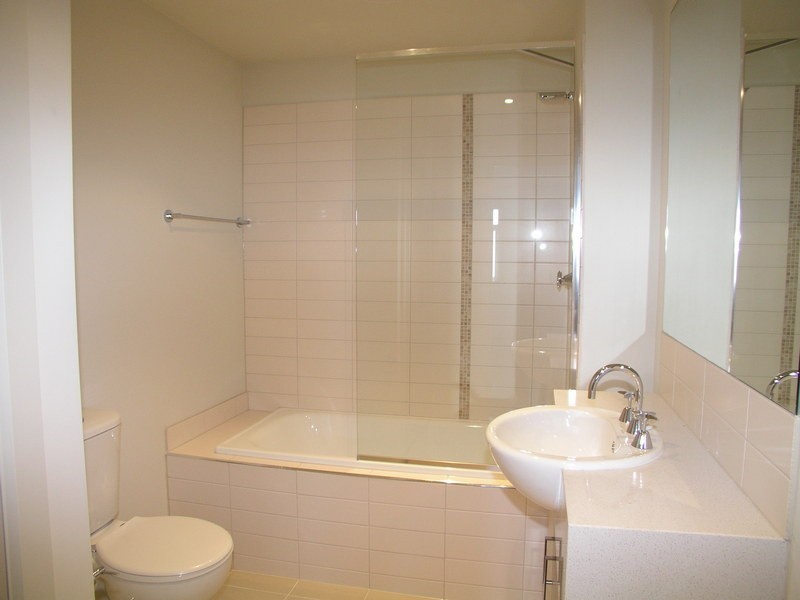 30/14 Bell Street, Coburg VIC 3058