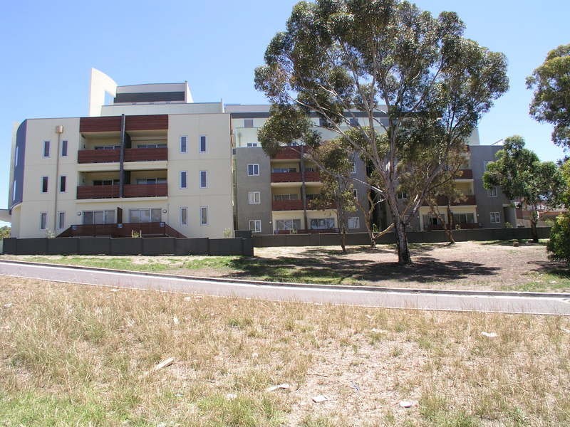 30/14 Bell Street, Coburg VIC 3058