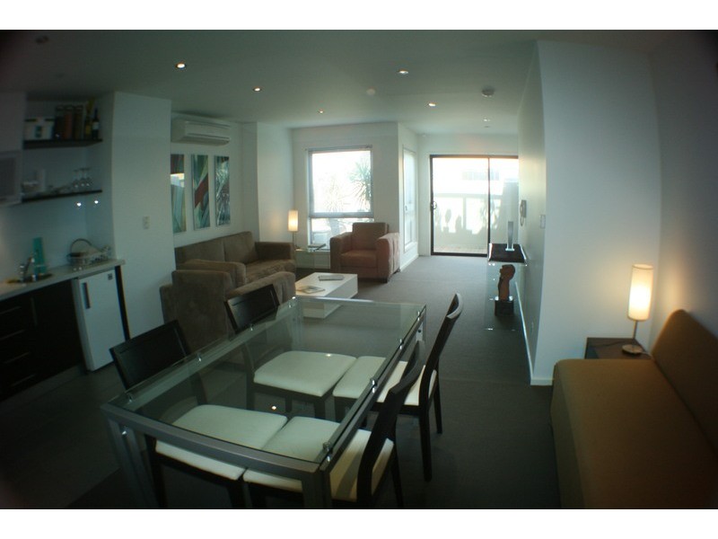 1/21 Ascot Vale Road, Flemington VIC 3031