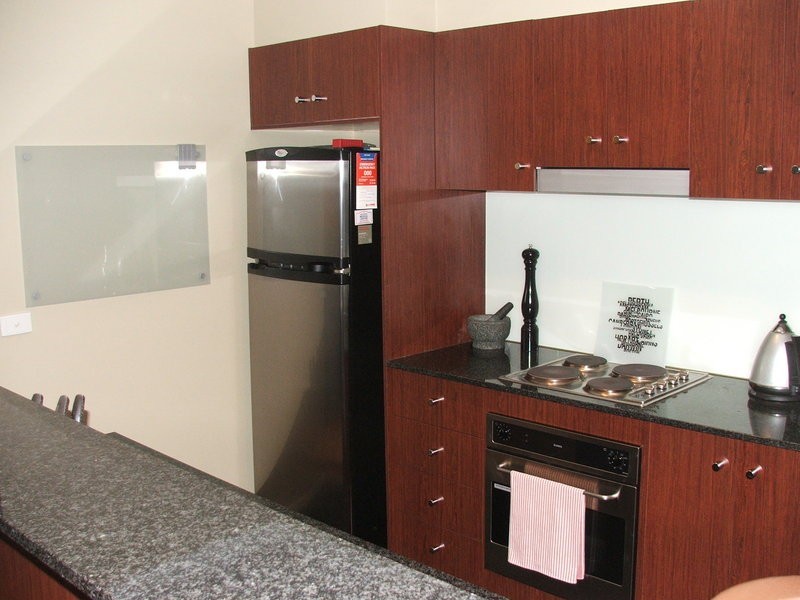 2 Ribbony Walk, Maribyrnong VIC 3032