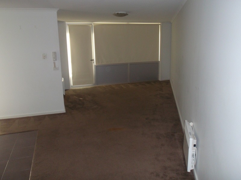 2/203 Nicholson Street, Coburg VIC 3058