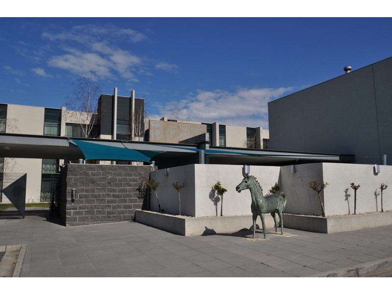 17/600 Epsom Road, Flemington VIC 3031