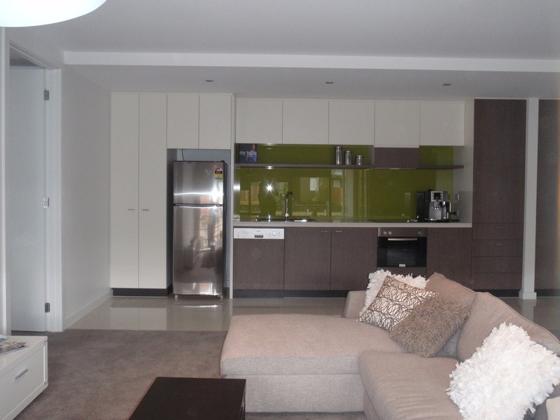 14/2 Eucalyptus Drive, Maidstone VIC 3012