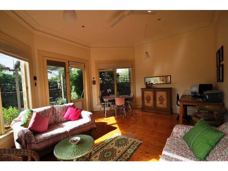 19 Mitchell Street, Brunswick VIC 3056