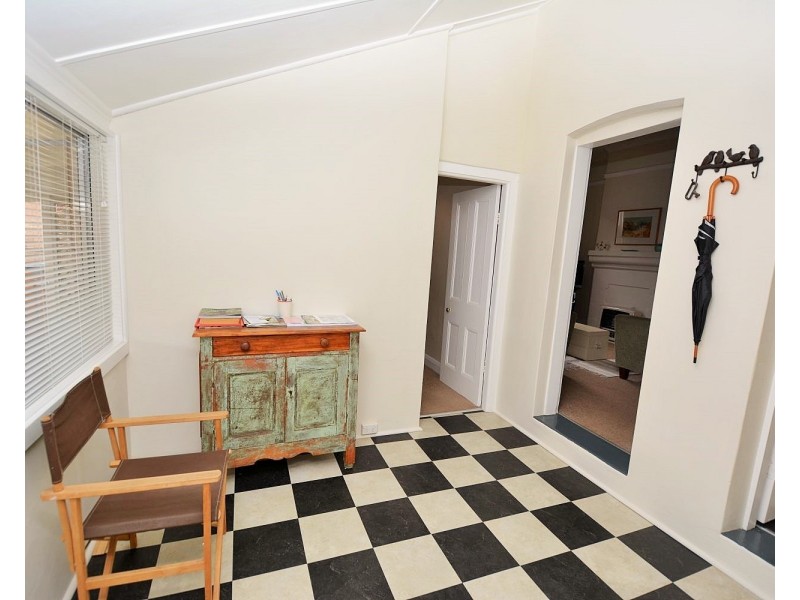 52 Tank Street, Lithgow NSW 2790