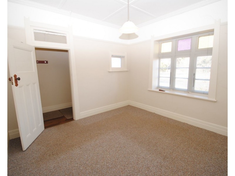 18 Guy Street, Lithgow NSW 2790