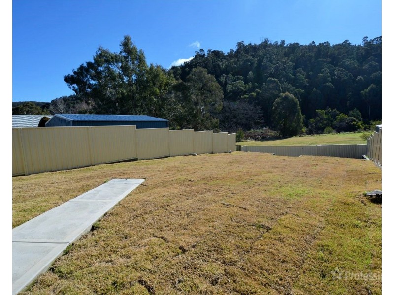 144 Bells Road, Lithgow NSW 2790
