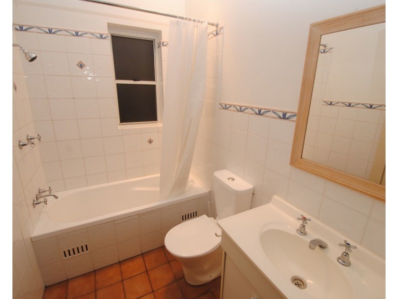 37 Read Avenue, Lithgow NSW 2790