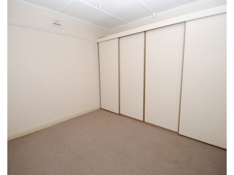 37 Read Avenue, Lithgow NSW 2790