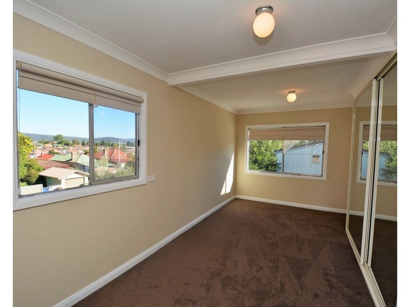 14 Ferro Street, Lithgow NSW 2790
