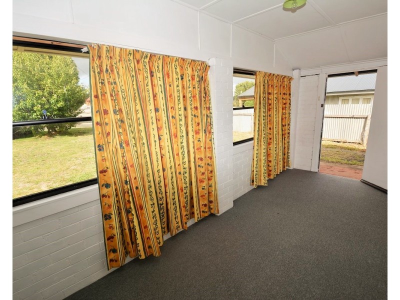 15 Suvla Street, Lithgow NSW 2790