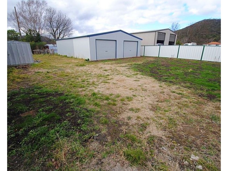 15 Suvla Street, Lithgow NSW 2790