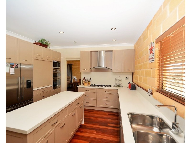 16 Union Street, Portland NSW 2847