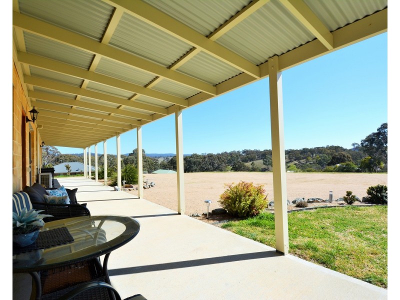 16 Union Street, Portland NSW 2847