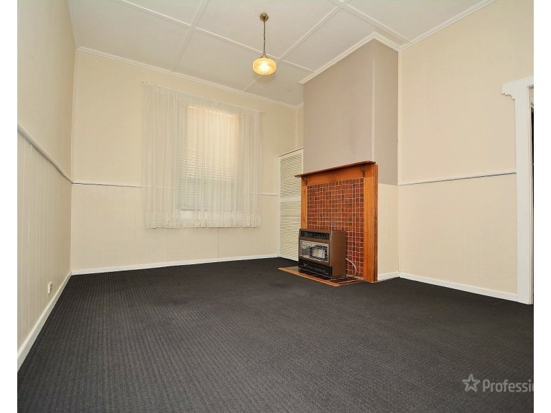 75 Calero Street, Lithgow NSW 2790