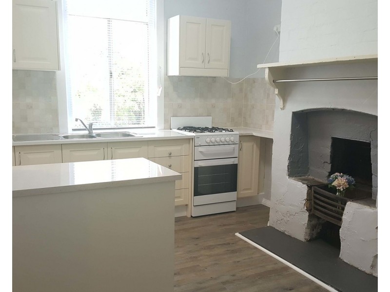 192 Inch Street, Lithgow NSW 2790