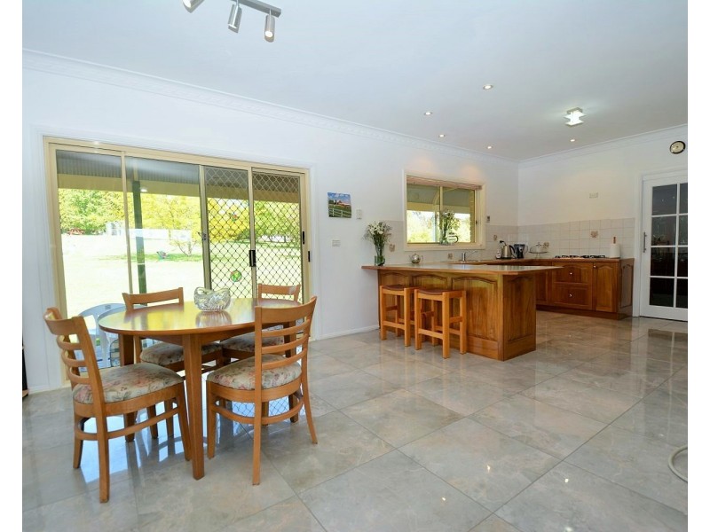 10 Korra Street, Marrangaroo NSW 2790