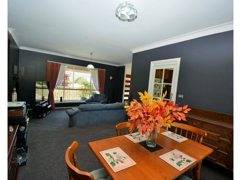 10 Korra Street, Marrangaroo NSW 2790