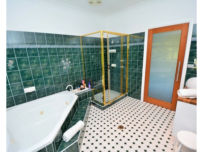 10 Korra Street, Marrangaroo NSW 2790