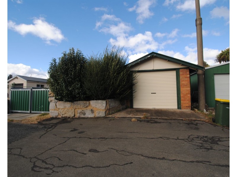 22 Malvern Street, Lithgow NSW 2790