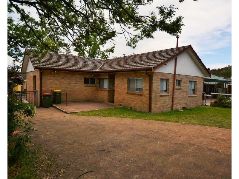 12 Suvla Street, Lithgow NSW 2790