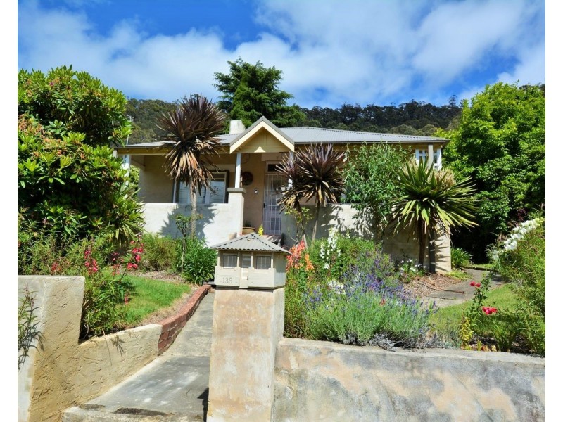 138 Macauley Street, Lithgow NSW 2790