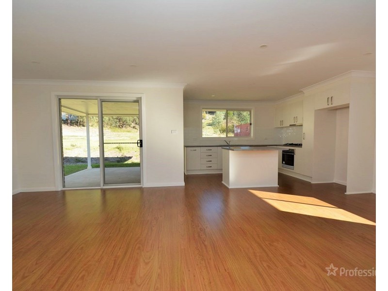 32  Munjowee Circle, Lithgow NSW 2790