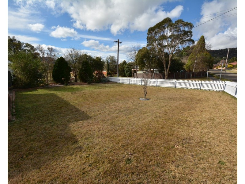 19 Lemnos Street, Lithgow NSW 2790