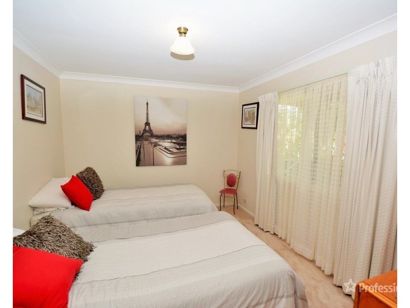 64 Railway Avenue, Portland NSW 2847