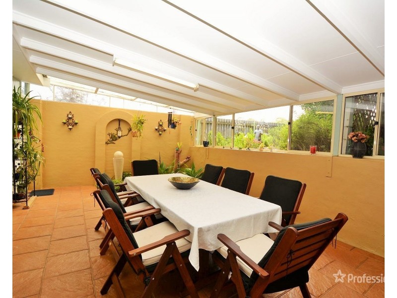 64 Railway Avenue, Portland NSW 2847