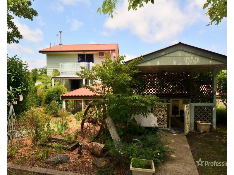 64 Railway Avenue, Portland NSW 2847