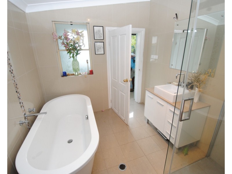 11 Gray Street, Lithgow NSW 2790