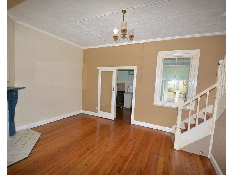 11 Gray Street, Lithgow NSW 2790