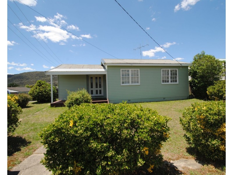 13 Inner Crescent, Lithgow NSW 2790