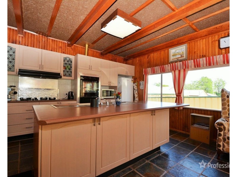 12 Lemnos Street, Lithgow NSW 2790