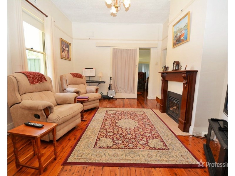 12 Lemnos Street, Lithgow NSW 2790