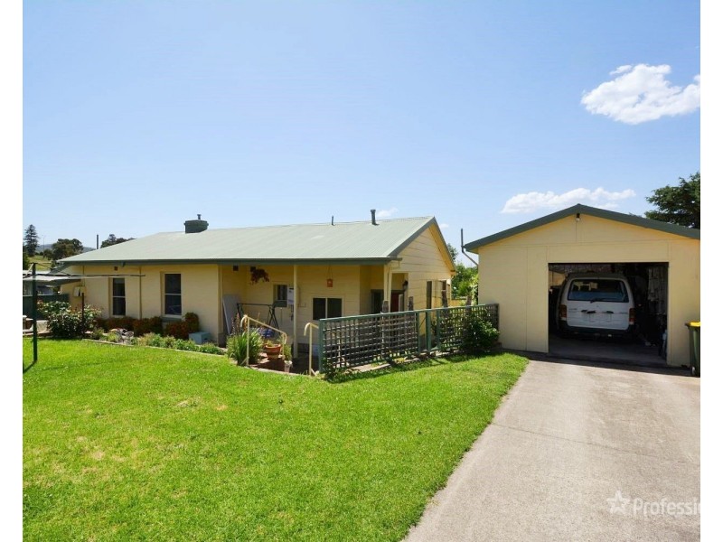 12 Lemnos Street, Lithgow NSW 2790