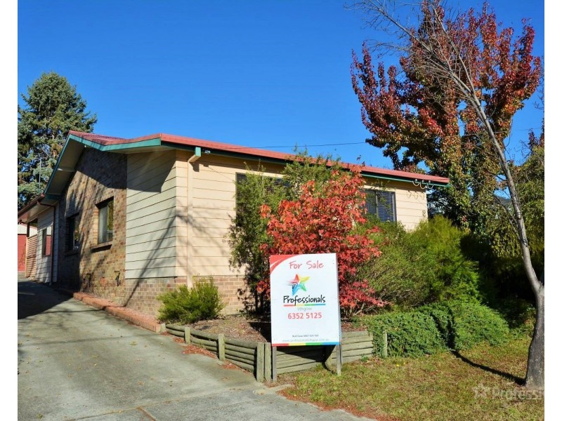 2 Passchendale Street, Lithgow NSW 2790