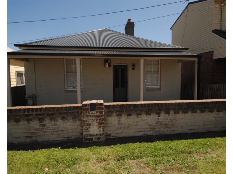 12 Chifley Road, Lithgow NSW 2790