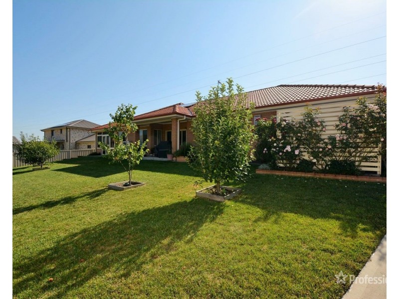 17 Kirkley Street, Lithgow NSW 2790