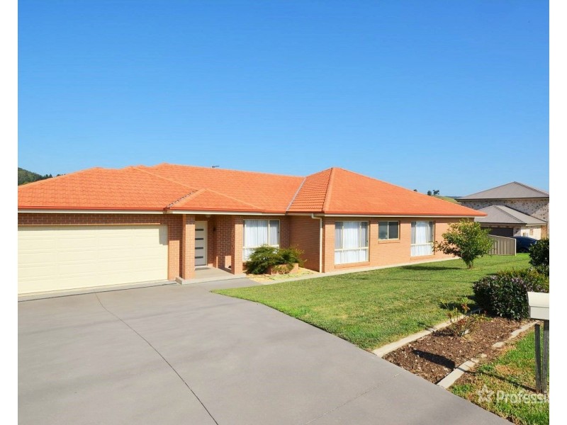 17 Kirkley Street, Lithgow NSW 2790