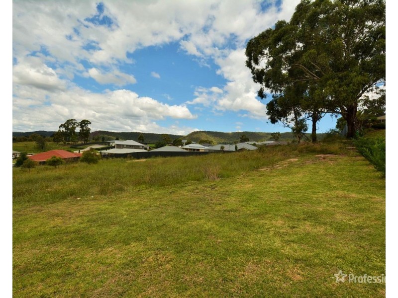 2 Cameron Place, Lithgow NSW 2790