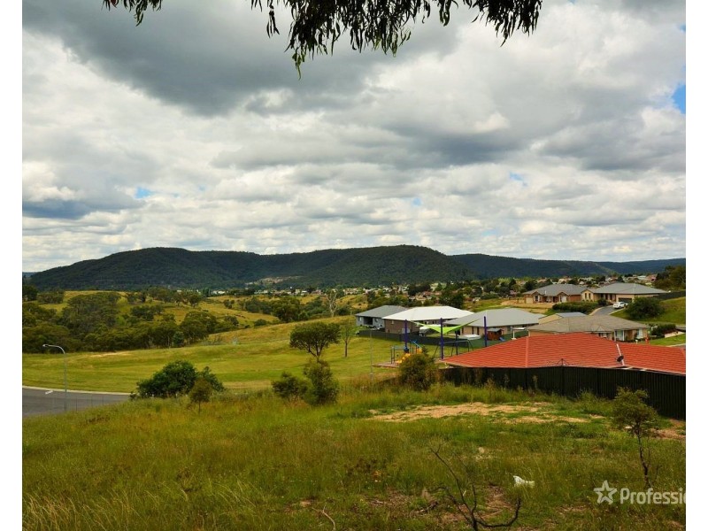 2 Cameron Place, Lithgow NSW 2790
